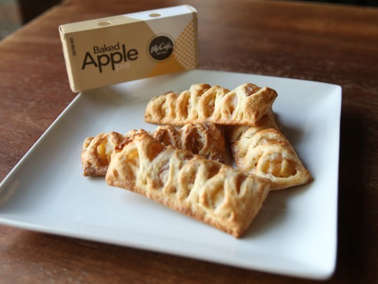 Mini Apple Pie Recipe: A Delightful Dessert Made with Love